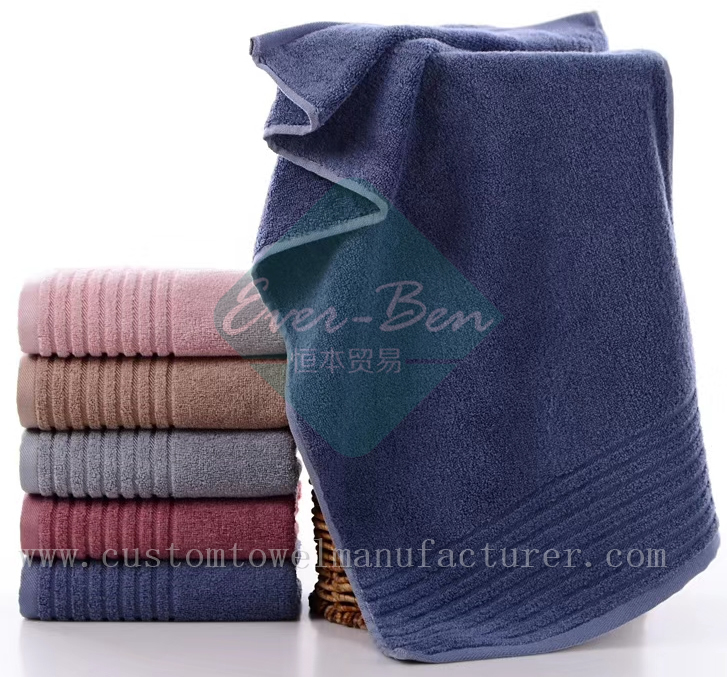 China Bulk Custom Bamboo hospitality towels Factory|Bespoke Navy Color Bamboo Bath Towels Beach Towels Wholesaler for Swizerlands Finlands Ireland America Australia